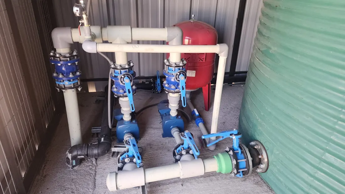 Skid de presurización en PPR con dos bombas — proyecto Prolain
